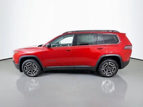 Red Hot Pearlcoat 2026 Jeep Cherokee Laredo 4x4