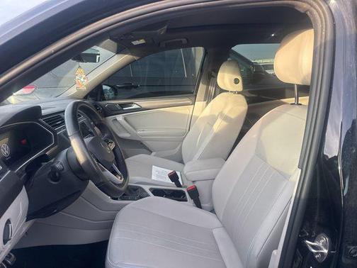 2023 Volkswagen Tiguan 2.0T SE R-Line Black 4MOTION
