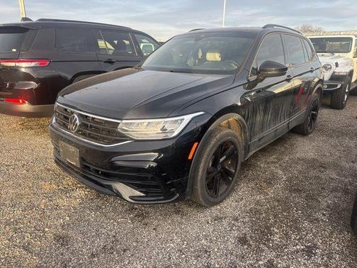 2023 Volkswagen Tiguan 2.0T SE R-Line Black 4MOTION