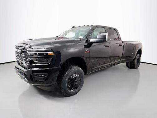 2026 RAM 3500 Laramie Crew Cab 4x4 8' Box