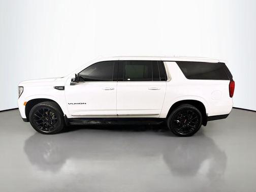 White Frost Tricoat 2023 GMC Yukon XL SLT