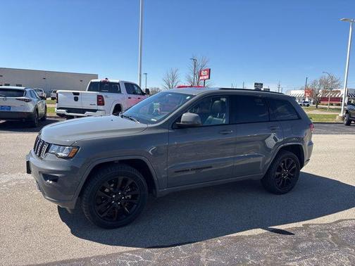 2019 Jeep Grand Cherokee Altitude