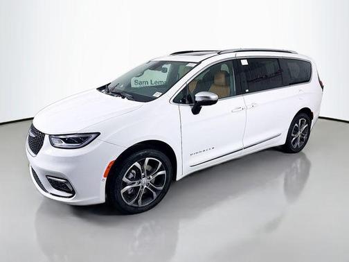 2026 Chrysler Pacifica L