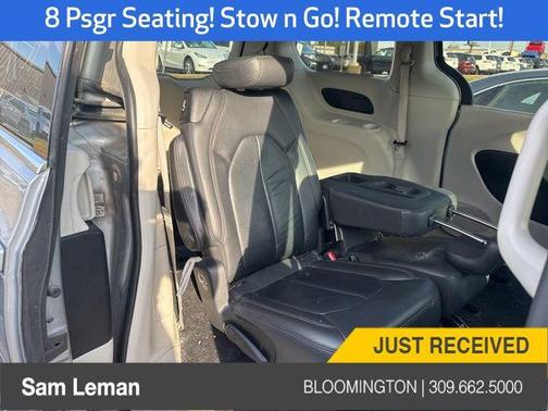 2017 Chrysler Pacifica Touring-L