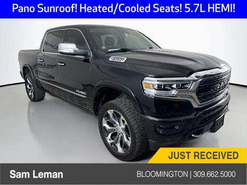 Diamond Black Crystal Pearlcoat 2022 RAM 1500 Limited