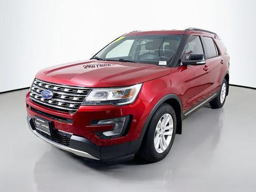 Ruby Red Metallic 2017 Ford Explorer XLT