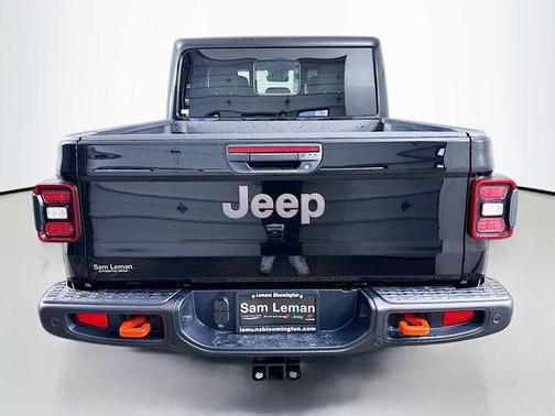 Black Clearcoat 2025 Jeep Gladiator Mojave X