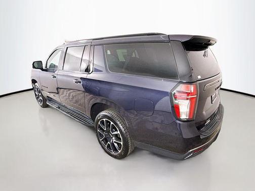 2022 Chevrolet Suburban RST