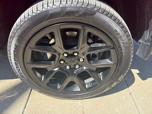 Flame Red Clearcoat 2024 RAM 1500 Laramie