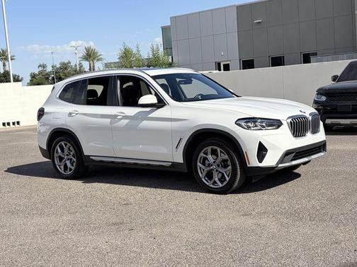 White 2023 BMW X3 xDrive30i