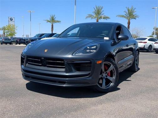 2023 Porsche Macan Base