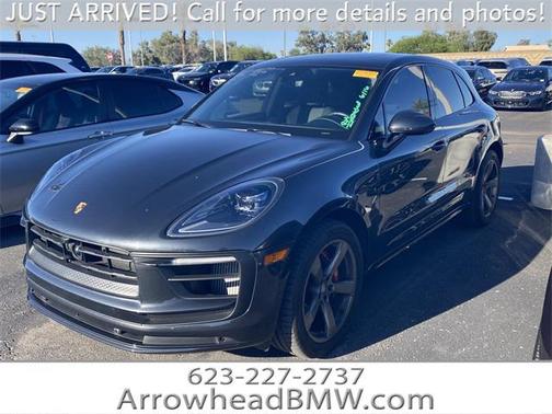 2023 Porsche Macan Base