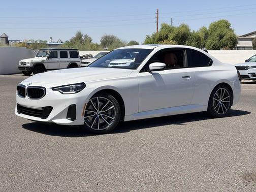Mineral White Metallic 2026 BMW 230 230i
