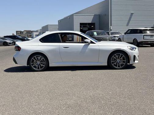 Mineral White Metallic 2026 BMW 230 230i