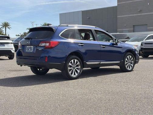 2017 Subaru Outback 3.6R Touring