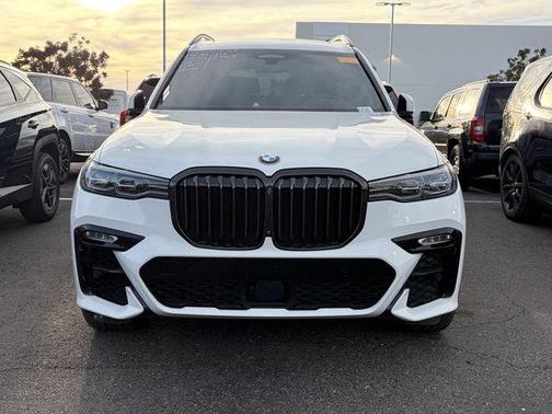 2022 BMW X7 xDrive40i