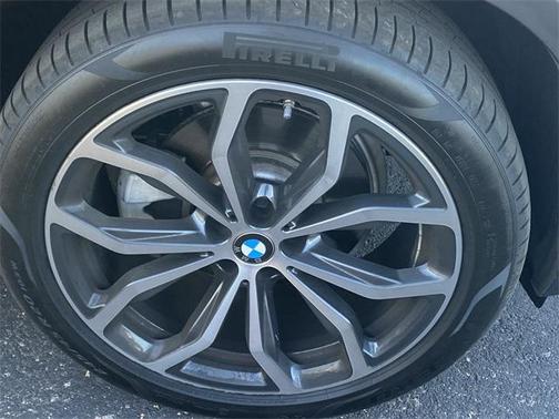 2023 BMW X4 xDrive30i