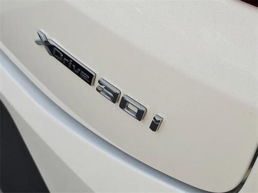 2023 BMW X4 xDrive30i