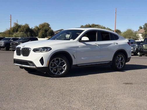 2023 BMW X4 xDrive30i