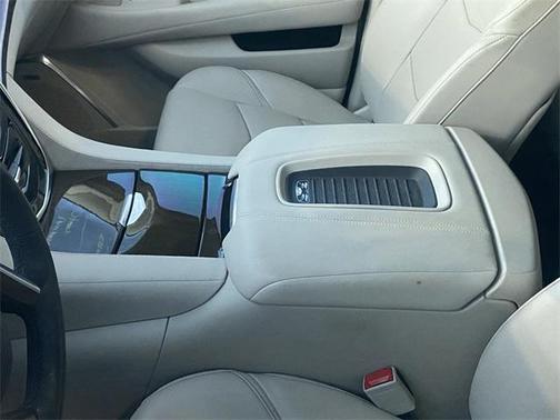 2020 Cadillac Escalade Premium Luxury