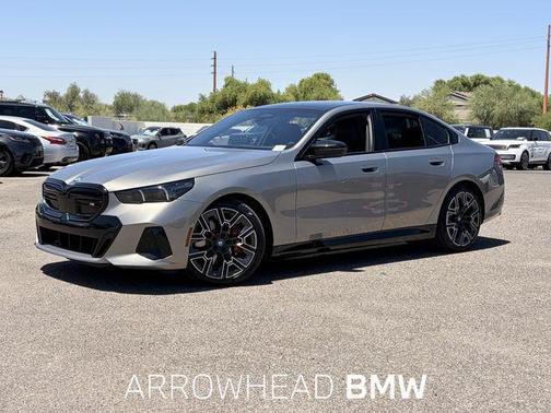 Oxide Grey Metallic 2024 BMW i5 M60