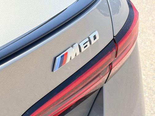 Oxide Grey Metallic 2024 BMW i5 M60