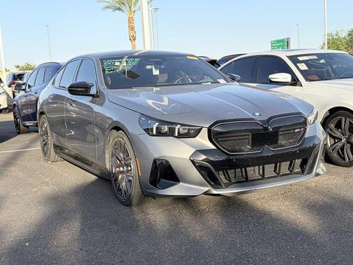 Oxide Grey Metallic 2024 BMW i5 M60