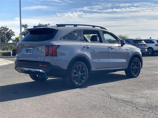 2022 Kia Sorento SX