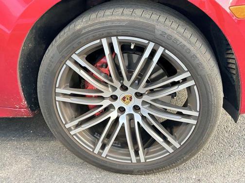 2018 Porsche Macan GTS