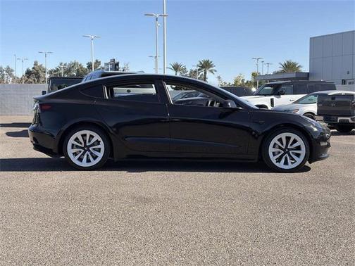 2022 Tesla Model 3 Standard Range