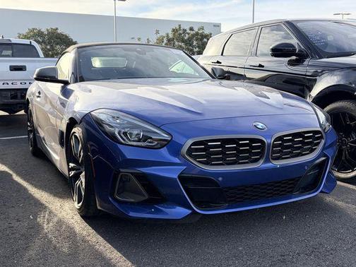Portimao Blue Metallic 2025 BMW Z4 M40i
