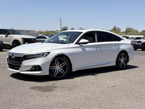 Platinum White Pearl 2021 Honda Accord Touring 2.0T