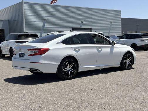 Platinum White Pearl 2021 Honda Accord Touring 2.0T