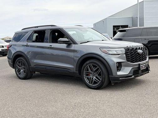 CARBONIZED GRAY METALLIC 2025 Ford Explorer ST