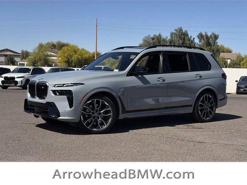 2025 BMW X7 M60i