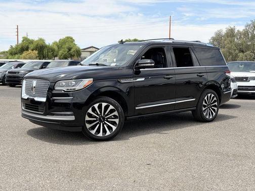 INFINITE BLACK 2023 Lincoln Navigator Reserve