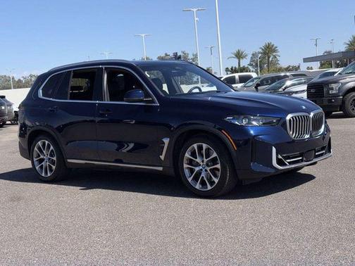 Tanzanite Blue II Metallic 2024 BMW X5 PHEV xDrive50e