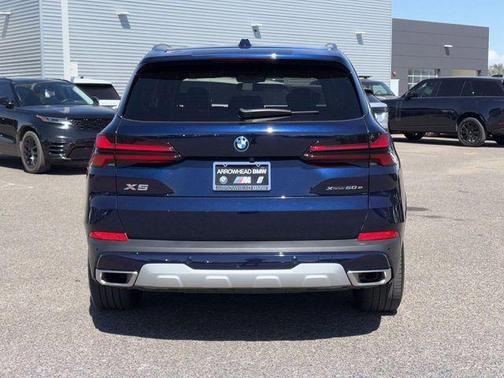 Tanzanite Blue II Metallic 2024 BMW X5 PHEV xDrive50e