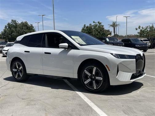 2026 BMW iX xDrive45