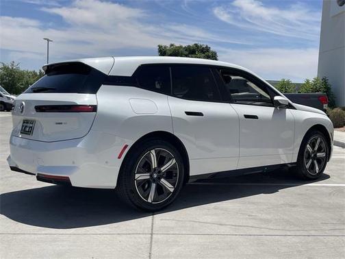 2026 BMW iX xDrive45