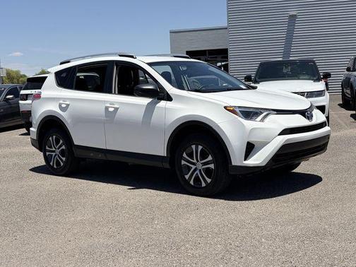Super White 2016 Toyota RAV4 LE