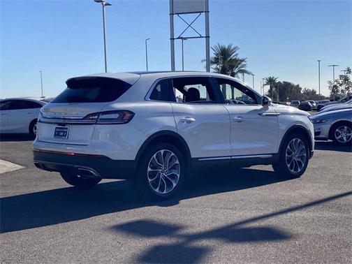 2021 Lincoln Nautilus Reserve