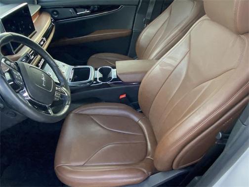 2021 Lincoln Nautilus Reserve