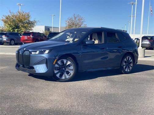 2026 BMW iX xDrive45
