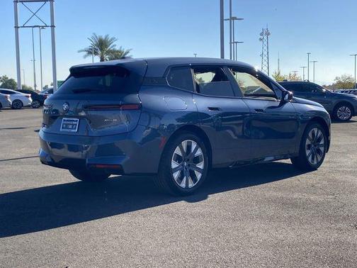 2026 BMW iX xDrive45