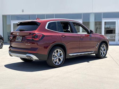 Aventurin Red Metallic 2024 BMW X3 sDrive30i