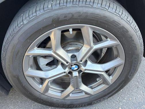 Aventurin Red Metallic 2024 BMW X3 sDrive30i
