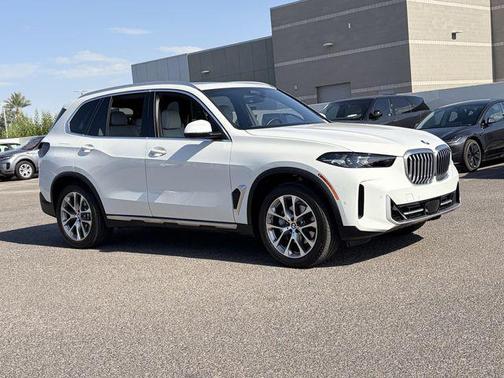Alpine White 2024 BMW X5 sDrive40i