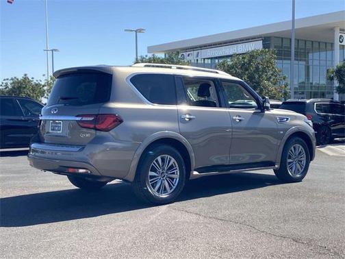 2018 INFINITI QX80 Base