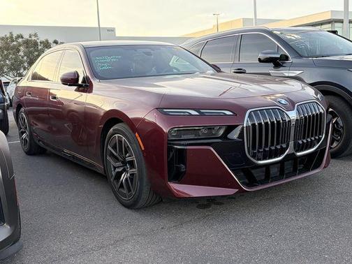 2023 BMW 740 i